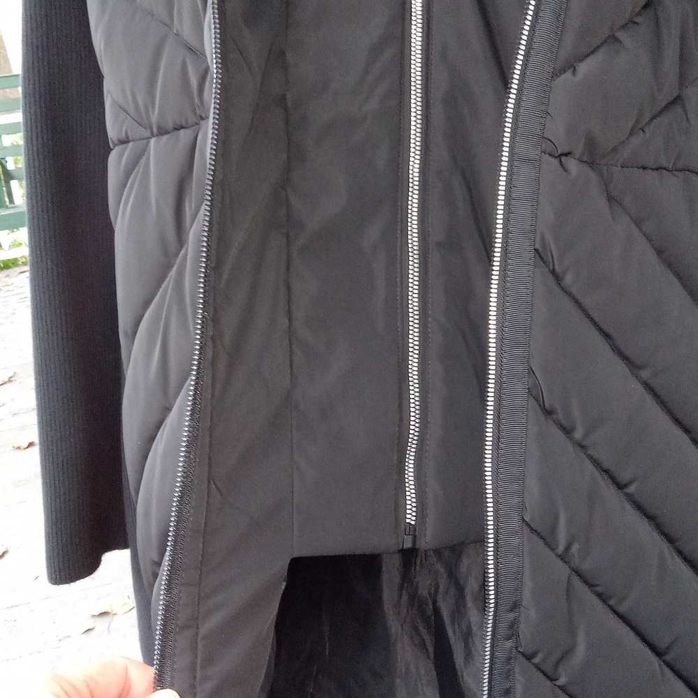 DKNY Black Puffer Jacket with Fur Trim - Picture 7 of 8
